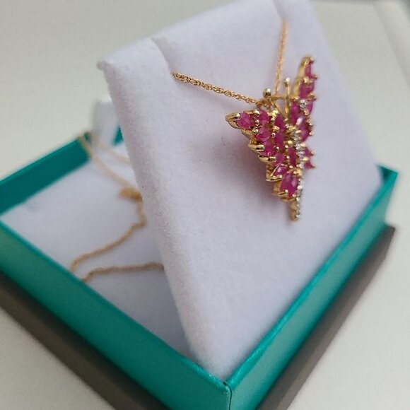 Genuine Faceted Marquise cut Ruby Necklace - Picture 3 of 6